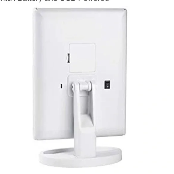 Trifold LED Makeup Mirror With dimmer and usb, Brand New in Box! Taking offers!!